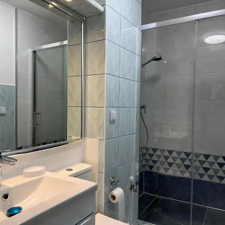 Apartment Bazylianska - 100m Do Metra 