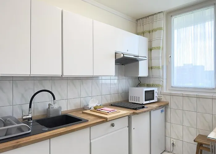 Bazylianska - 100m Do Metra 